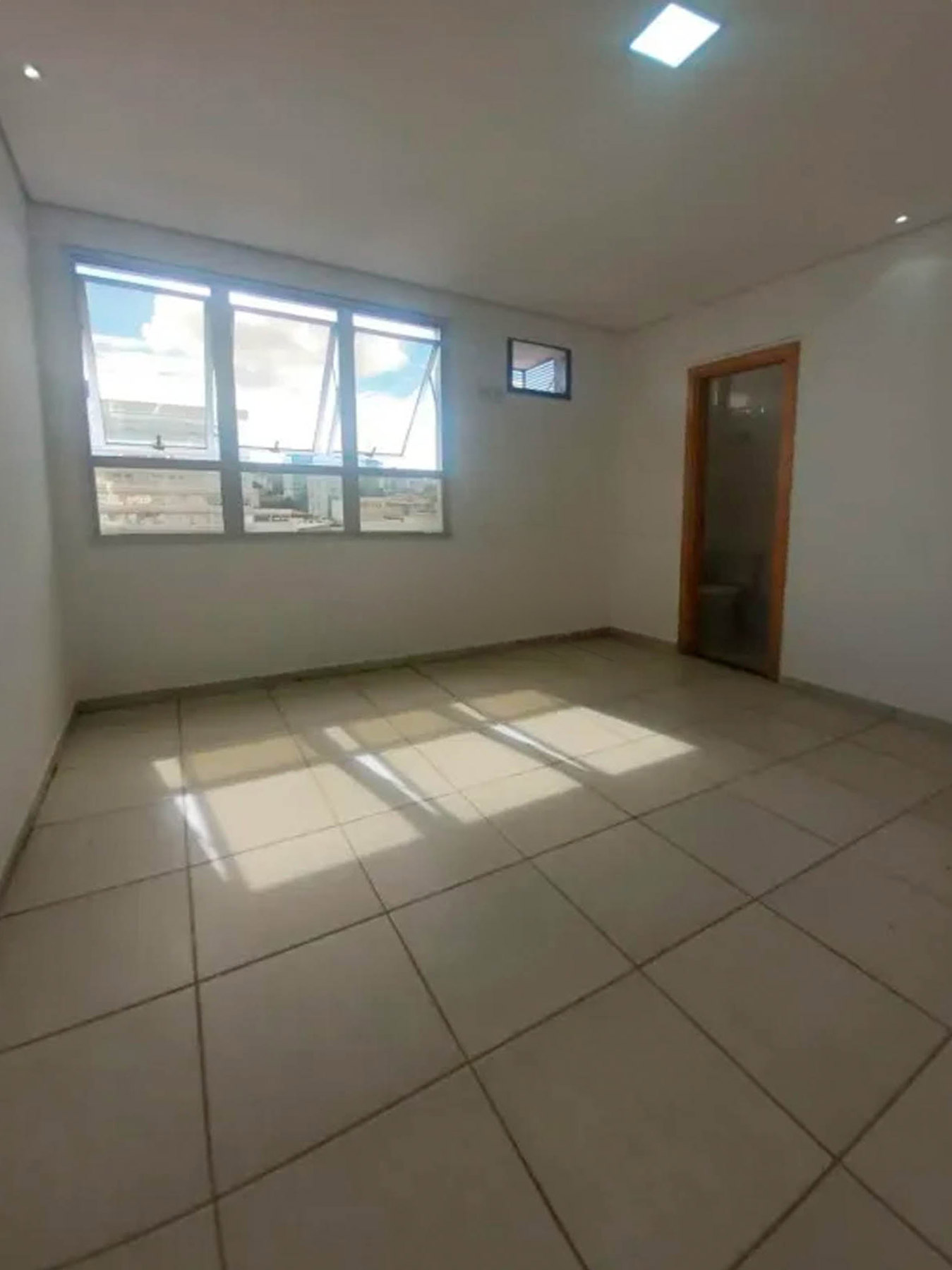 Sala Comercial Ponto Excelente 35m² – União
